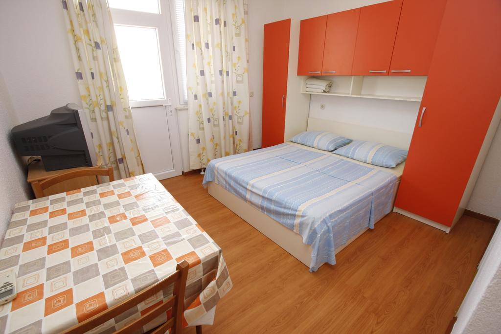 Apartments Lidus マカルスカ 部屋 写真