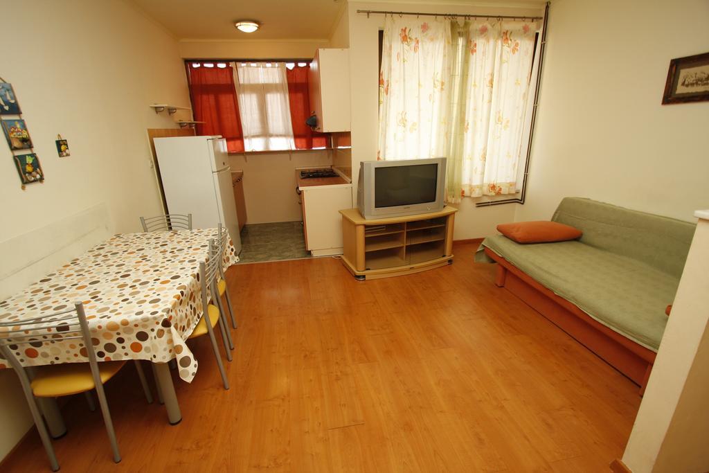 Apartments Lidus マカルスカ 部屋 写真